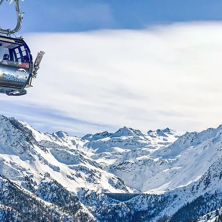 Genets 150 D By Interhome アパート ナンダ